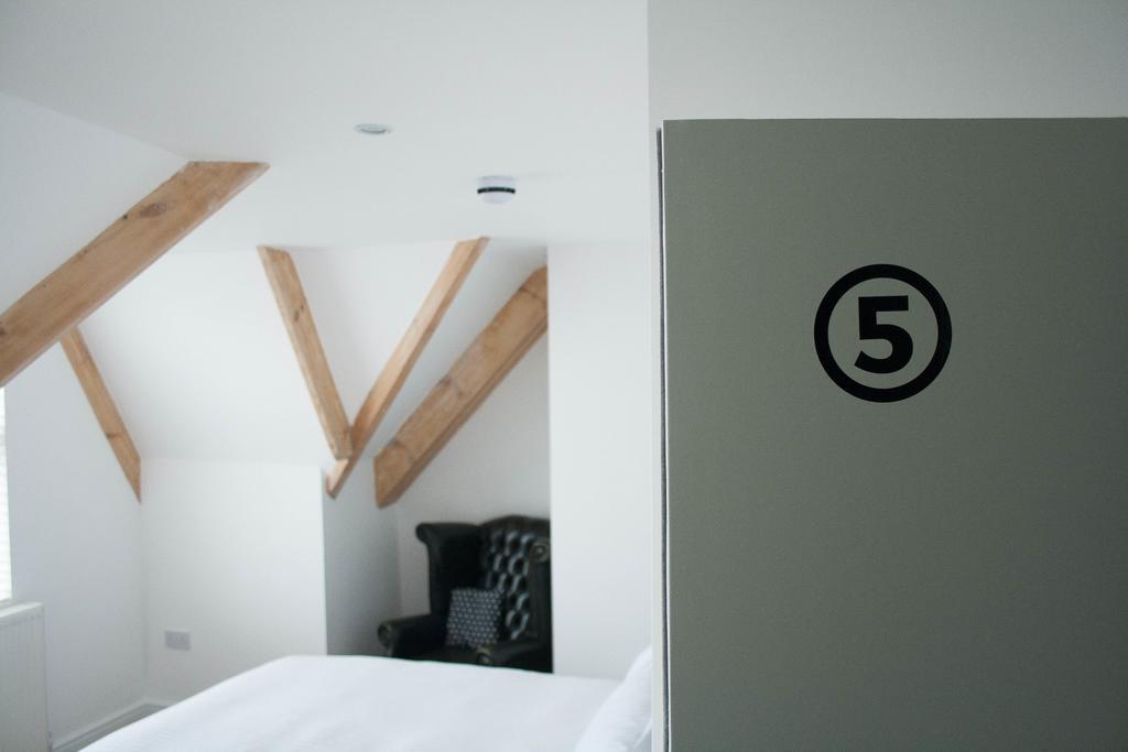 Bed and Breakfast The Blue Door New Quay Habitación foto