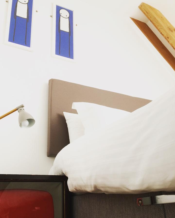 Bed and Breakfast The Blue Door New Quay Exterior foto
